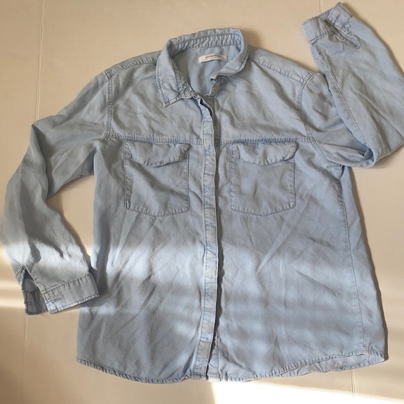 Promod women’s soft flowy chambray button up shirt. Medium - Picture 3 of 7